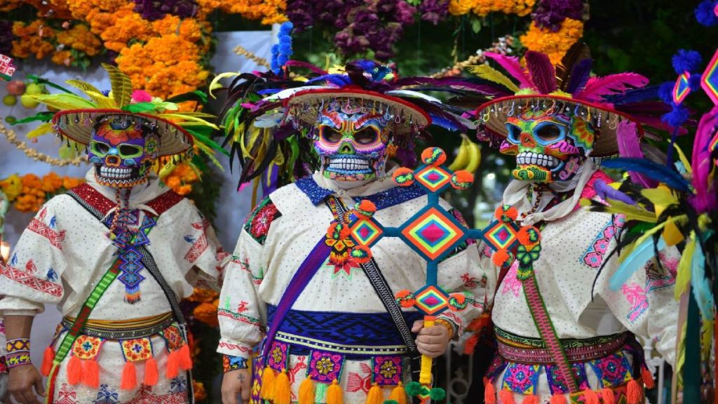 A Bailar Por Los Muertos Conoce La Fiesta Del Xantolo En La Huasteca En Linea Informativa